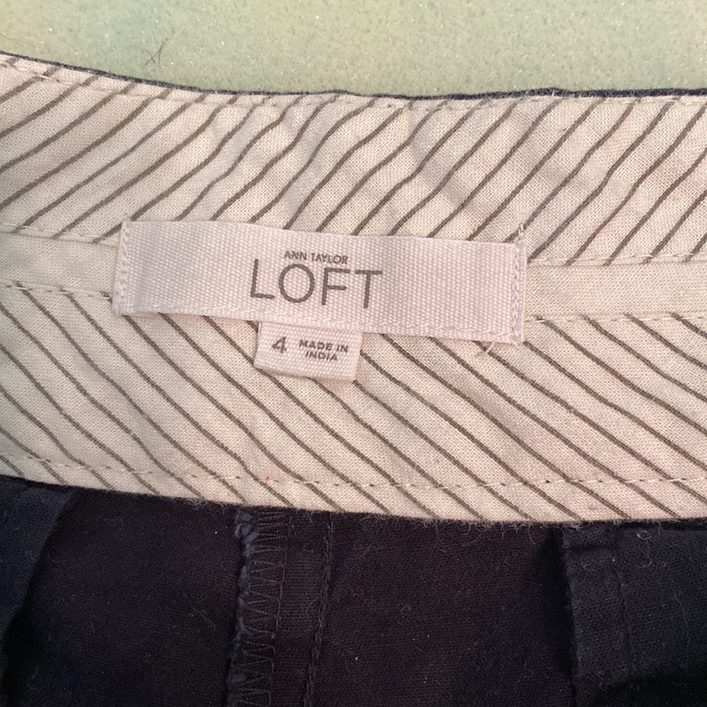 Loft shorts - Picture 2 of 3